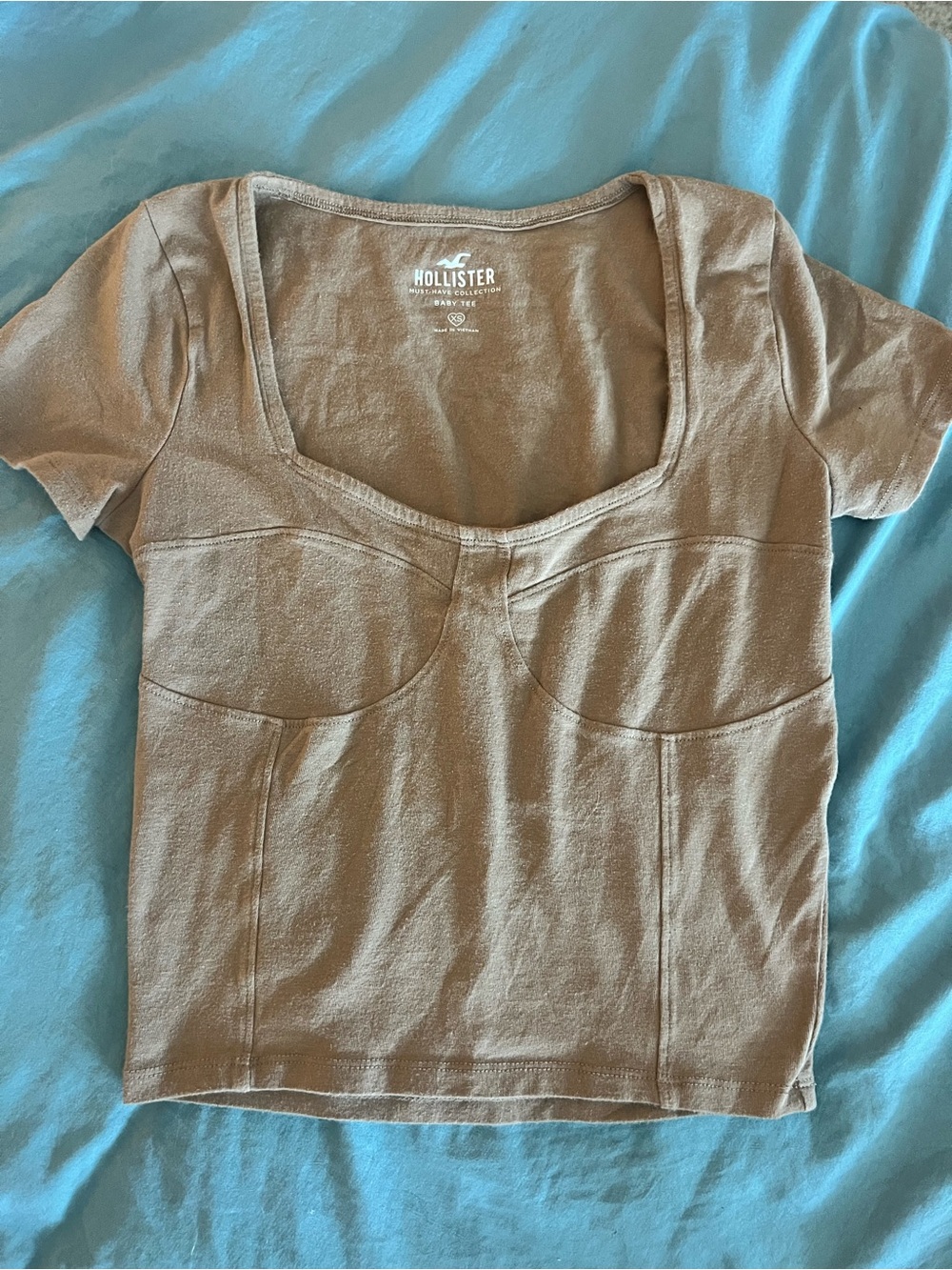 Hollister Women's Light Brown Scoop Neck Short Sleeve Top